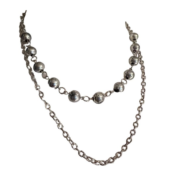 Black & White Cats Pendant 'Ying & Yang' & A Two Row Silver-Tone Necklace - Picture 2 of 11